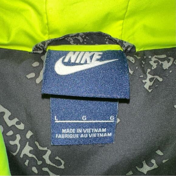 Nike Women’s Spellout Full Zip Running Windbreaker Jacket Size Large - Picture 3 of 11